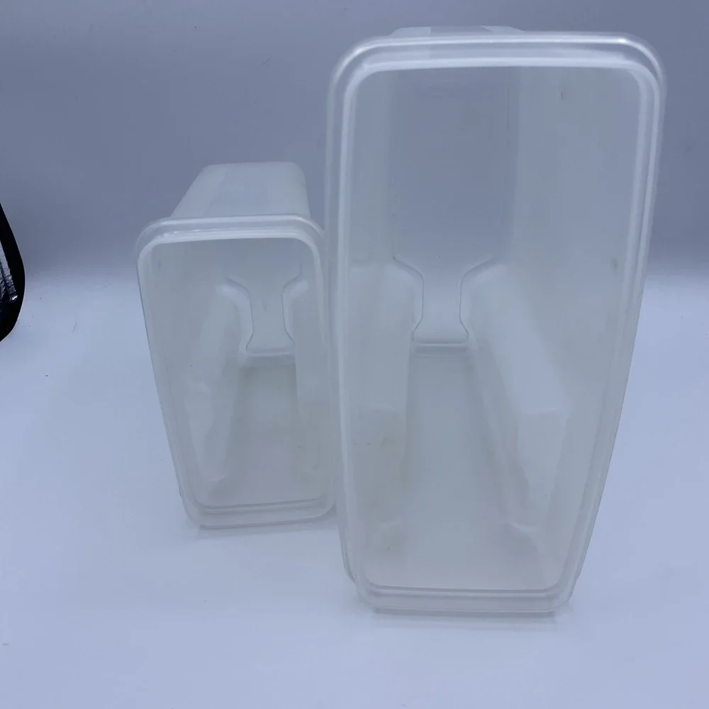 Rubbermaid‎ Servin Saver 2pc Set 13 Cup & 4 Cup Cereal Storage Containers Almond